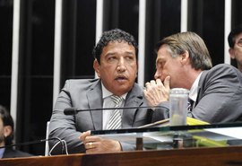 Damares não é indicação minha, diz Magno Malta em vídeo