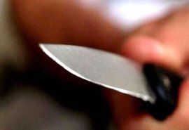 Mulher esfaqueia companheiro na tentativa de se livrar de agressão