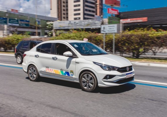Recadastramento dos motoristas auxiliares na modalidade táxi começa hoje (25)
