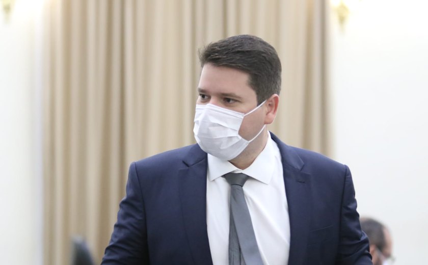 “A chance do PP apoiar Renan Filho é zero”, avisa deputado