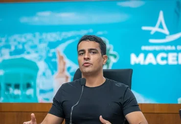 Discreto, articulador de JHC evita ataques a adversários e aliados