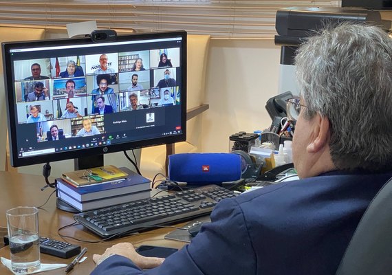 Governadores do Nordeste anunciam compra de doses da vacina Sputnik