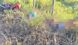 Acidente com ciclomotor deixa um morto e uma mulher ferida no Litoral Norte de Alagoas