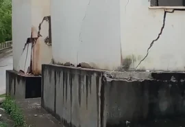 Após aparecimento de rachaduras, 8 apartamentos são demolidos no Rio Novo, em Maceió