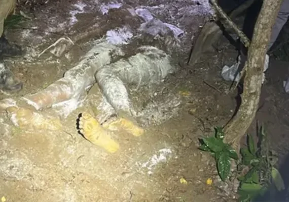 Corpos de dois homens são encontrados em cova rasa na Santa Amélia