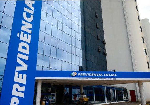 Pagamento de aposentados e pensionistas pelo INSS começa nesta sexta-feira (22)