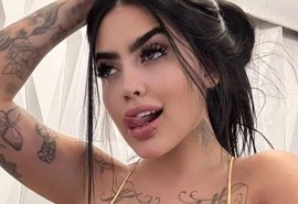 MC Mirella posta foto seminua e bumbum tatuado chama atenção; veja
