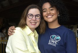 Ex-aluna da Escola Conceição Lyra está entre os 13 estudantes selecionados para intercâmbio