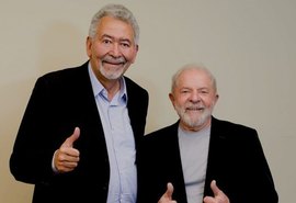 Paulão critica decisão do Congresso e cobra memória política no 1º de Maio