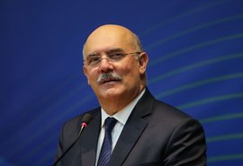 Desembargador manda soltar ex-ministro Milton Ribeiro e pastores