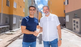 Oposição em AL pode se dividir em Flávio Bolsonaro, Caiado ou Tarcisio