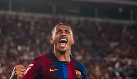 Raphinha sonha em renovar contrato e se aposentar no Barcelona