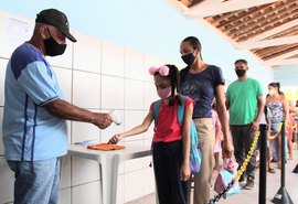 Rede municipal de ensino de Coruripe retoma aulas presenciais em formato híbrido