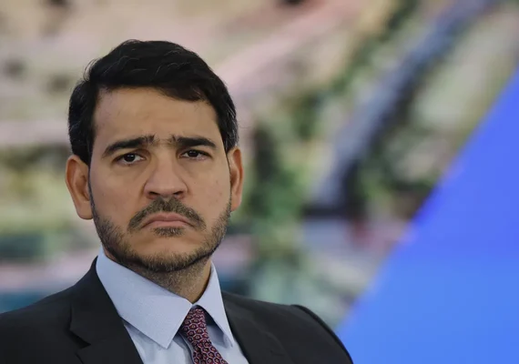 Quem é Jorge Messias, indicado de Lula para a vaga de Barroso no STF