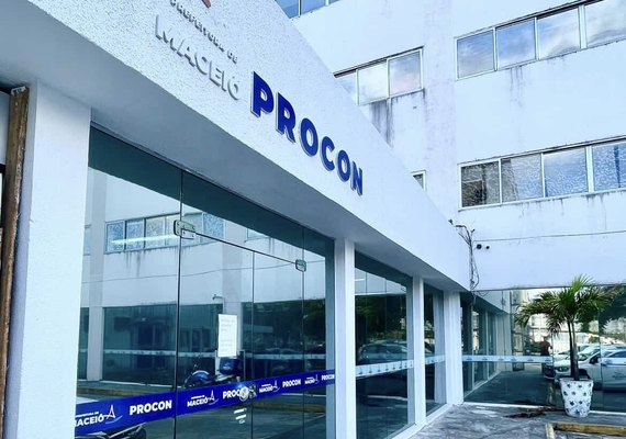 Análise do Procon Maceió garante redução de quase 50% em parcela de empréstimo