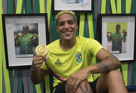 Campeã olímpica, Ana Marcela concorre à comissão de atletas da Fina