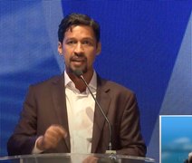 Atacado por adversários, Rodrigo Cunha mostra coragem e ganha primeiro debate em Alagoas