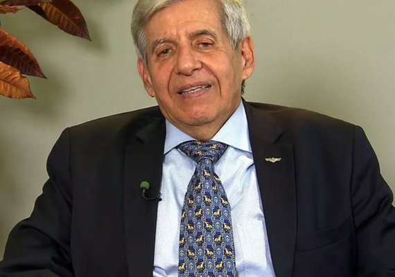 Ministro Augusto Heleno está com Coronavírus e aguarda contraprova