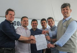 Quintella entrega “pacote de obras” e anuncia R$ 1,3 bi para AL