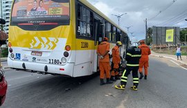 Acidente entre moto e ônibus deixa um morto e outro gravemente ferido