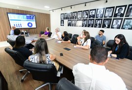 Sesau realiza reunião para avaliar a Covid-19 em Alagoas