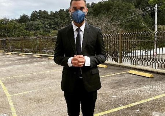 Gil do Vigor volta para a igreja: 'Sou filho de Deus, por ele estou aqui'
