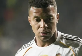 Real Madrid confirma lesão e Mbappé pode ficar fora da temporada