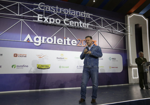 Ministro anuncia aquisição de leite pelo governo federal