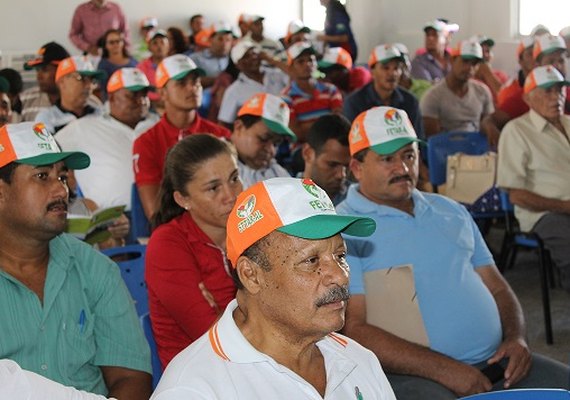 Fetag-AL e sindicatos cadastram agricultores familiares para ter desconto em conta de energia