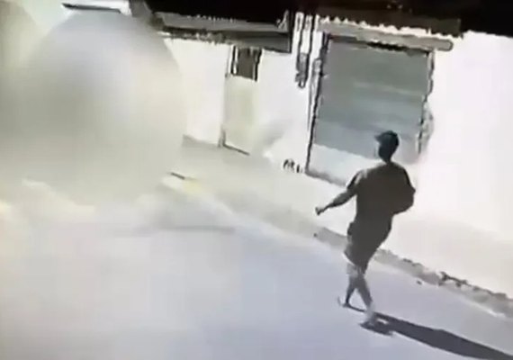Suspeito é identificado após assassinar mulher que teria arranhado carro, em Delmiro Gouveia