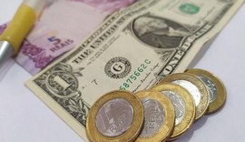 Dólar é vendido perto de R$ 5,65 e bolsa sobre 0,38%