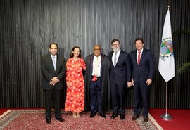 OAB presente à posse do corregedor-geral da Justiça Eleitoral