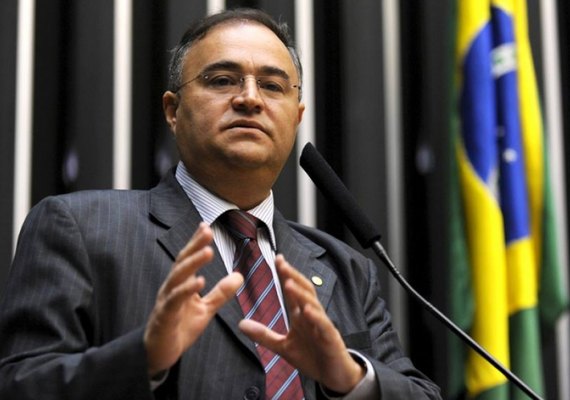 Terceira via terá candidato a governador, avisa Caldas