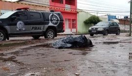 Jovem é assassinado em via pública no Clima Bom