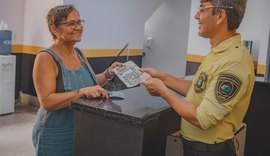 Placas resgatadas estão sendo entregues aos proprietários de veículos