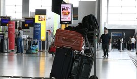 Retorno do despacho gratuito de bagagem em avião é vetado