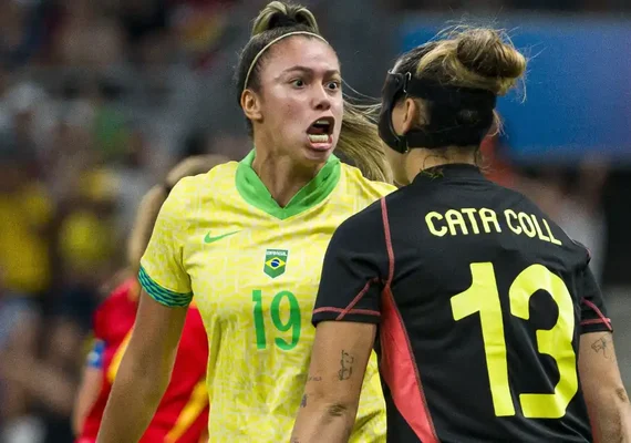 Brasil atropela Espanha e avança para a final do futebol feminino