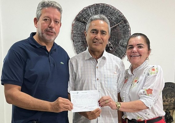 Arthur Lira anuncia filiação de Francisco Tenório ao PP