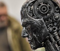 EUA veem a corrida pela IA como ameaça existencial, diz secretário do  do Interior dos Estados Unidos