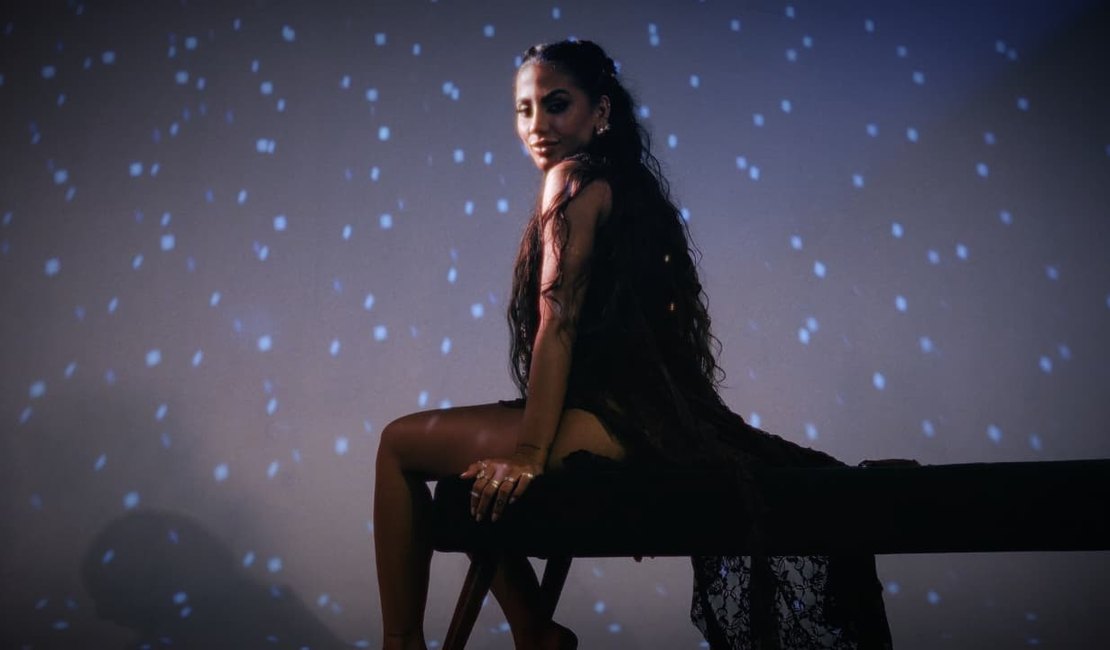 Catherine Bascoy lança “Surreal” com produção de Rick Bonadio