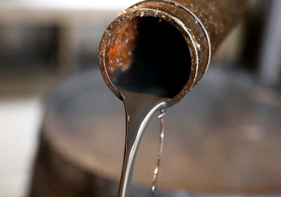 Pré-sal produzirá 7,7 bilhões de barris de óleo em partilha até 2032