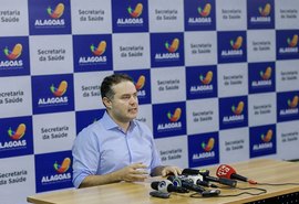 “Ou abre agora ou abre dia primeiro”, diz Renan Filho