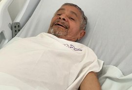 Internados com Covid-19, casal comemora 50 anos de matrimônio