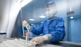 Oxford desenvolve vacina experimental contra Ebola em meio a surto na África