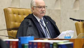 Fachin dá cinco dias para PGR avaliar pedidos dos casos Master e INSS