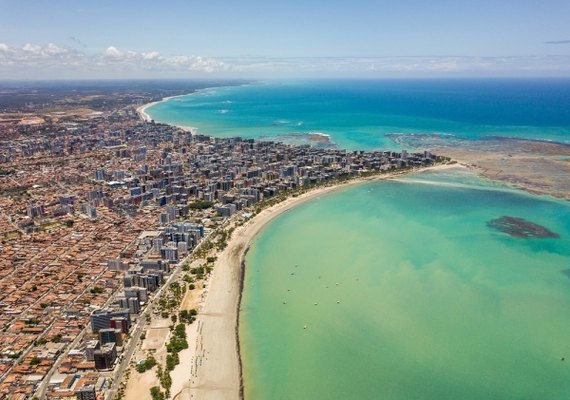 Com belezas encantadoras, Maceió completa 206 anos de história