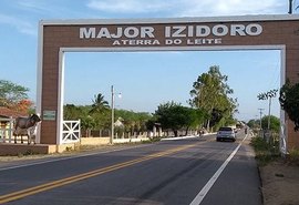 Major Izidoro: Prefeita realiza primeira reunião do Comitê de Crise do COVID-19