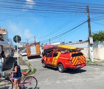 Incêndio atinge casa no conjunto Graciliano Ramos na tarde desta quarta