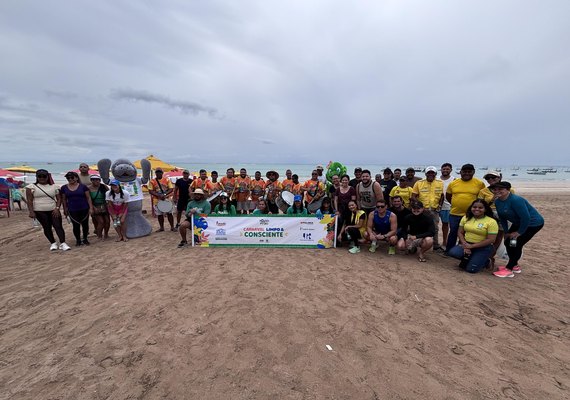 Ao som de frevo, IMA recolhe quase meia tonelada de lixo em Passo do Camaragibe