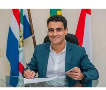 JHC lidera com folga para o Senado e muda o jogo na disputa de 26